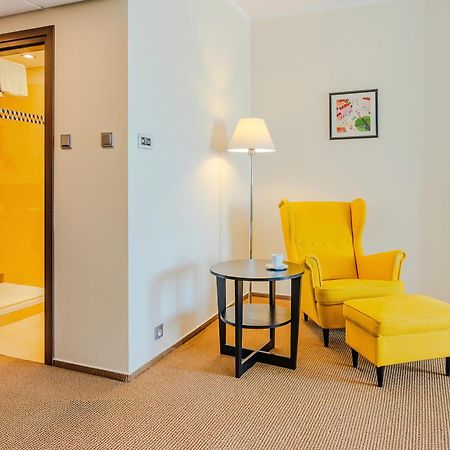 Mercure Warszawa Airport Eksteriør billede
