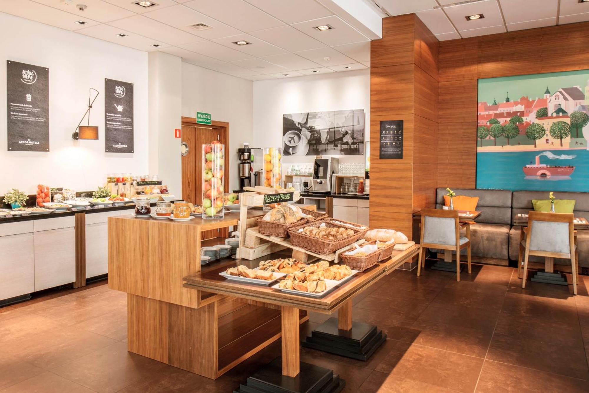Mercure Warszawa Airport Eksteriør billede