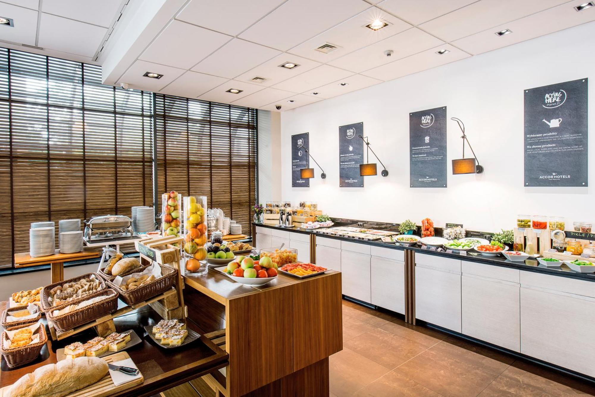 Mercure Warszawa Airport Eksteriør billede
